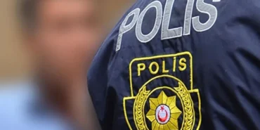 Polis