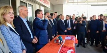 Başbakan Üstel
