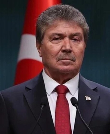 Ünal Üstel